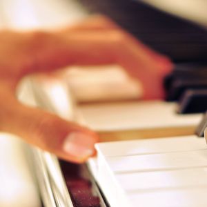 沙奈朵开腿做❌同人漫画
